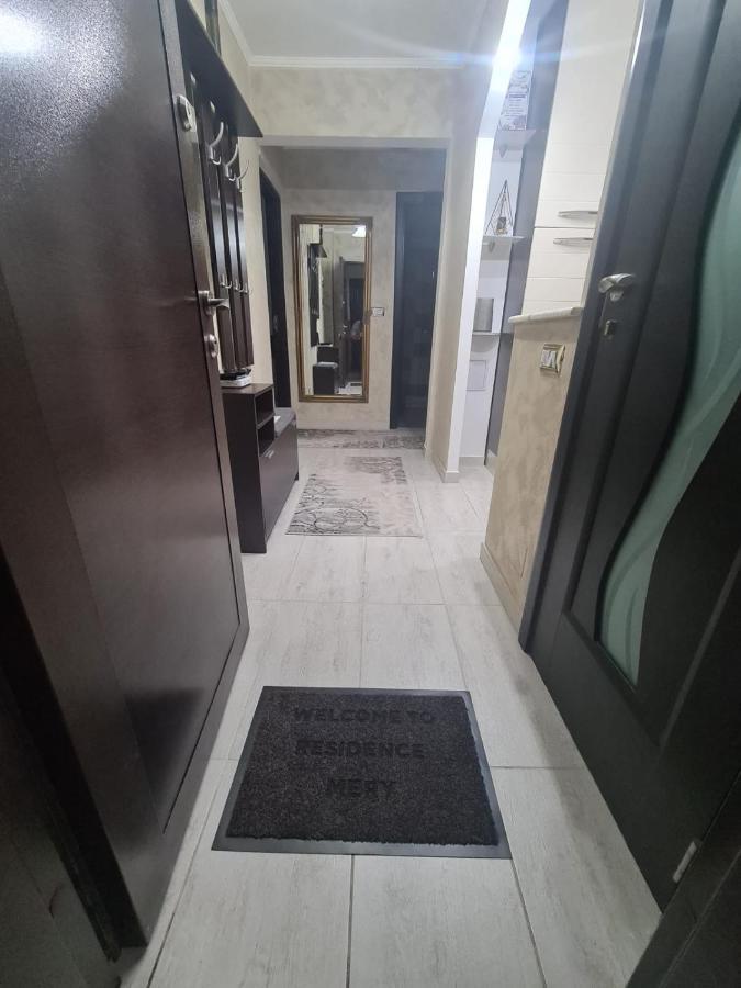 Residence Mery Фегераш Екстер'єр фото